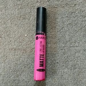 Matte long lasting lip gloss
